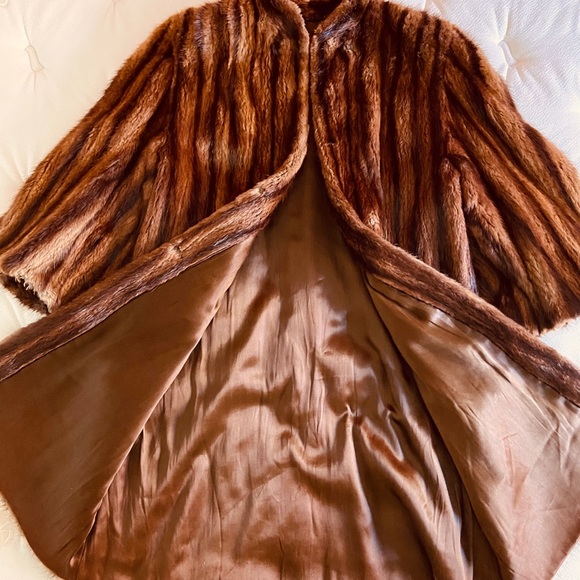 1950’s Whiskey Mink Coat - Picture 4 of 12